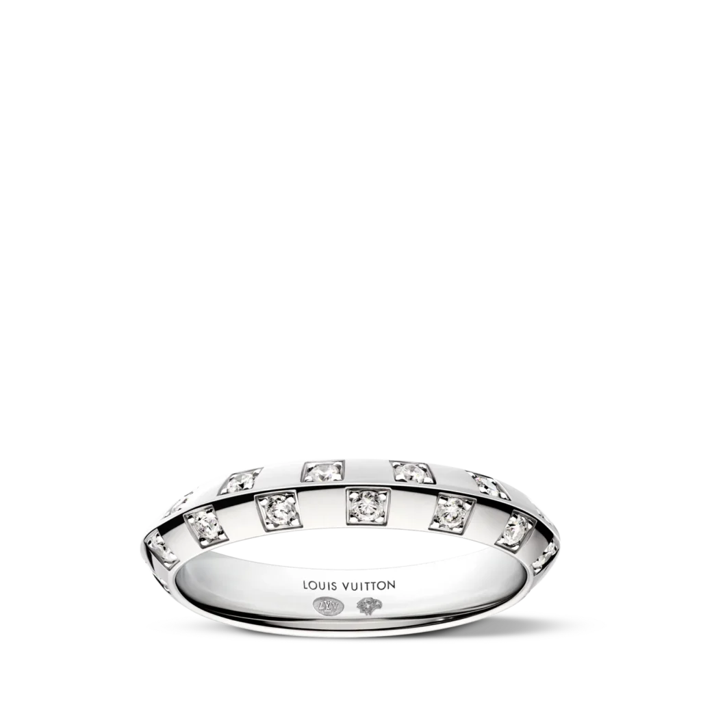 LE DAMIER DE LOUIS VUITTON Small 18K Gold Diamond Ring product photograph