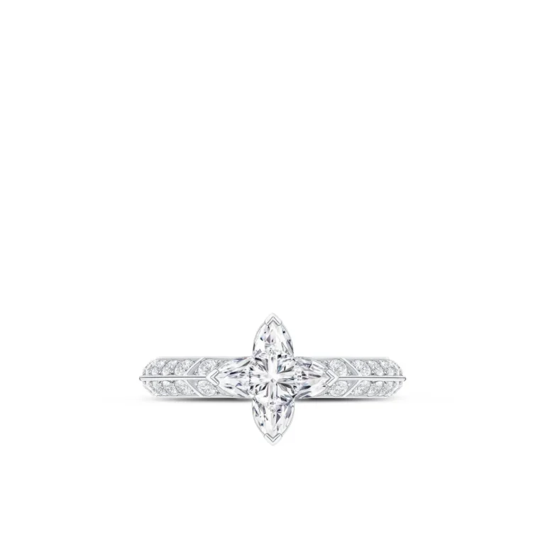 LV Diamonds Pavé Solitaire LV Monogram Star Cut Diamond Ring