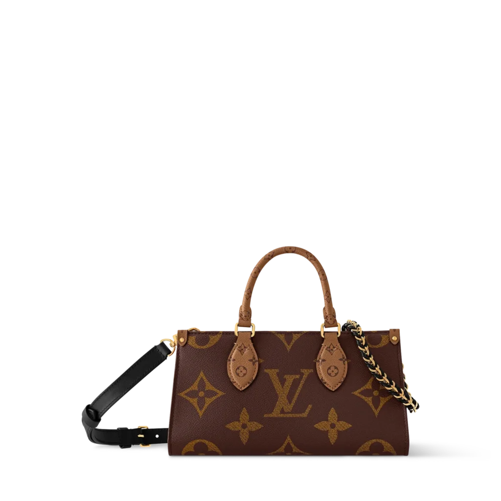 ONTHEGO EAST WEST CHAIN Handbag